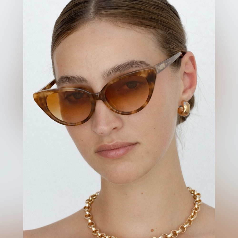 velvet canyon femme chat - tan tort sunglasses - NWT - Picture 3 of 8